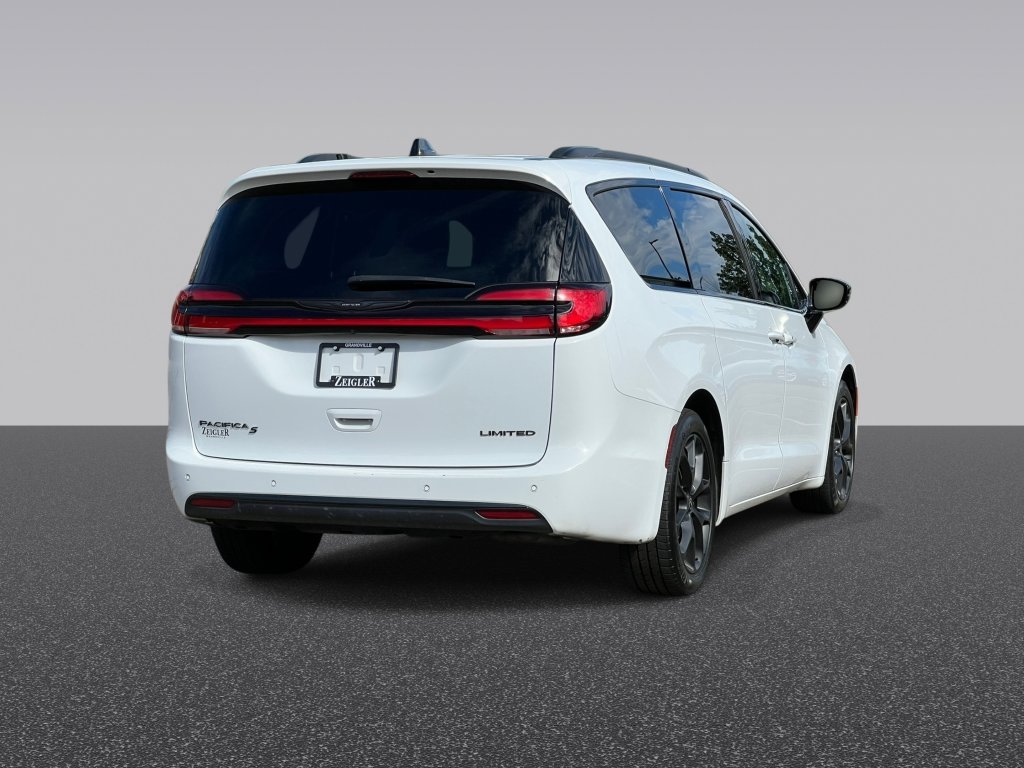 Used 2025 Chrysler Pacifica Limited Van Passenger Van
