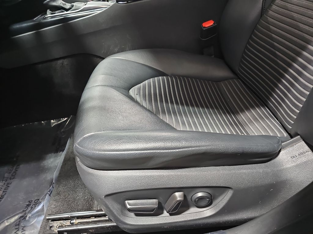 2020 TOYOTA CAMRY - Image 24