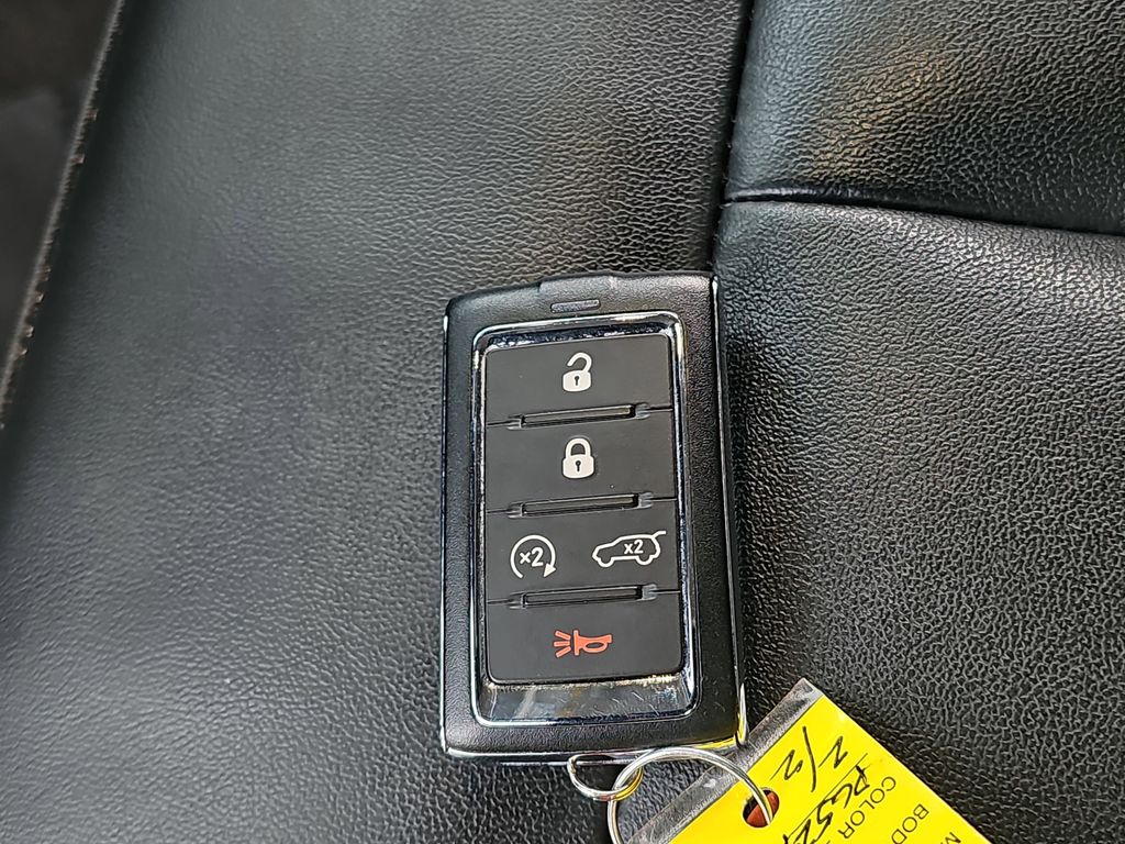 2023 JEEP GRAND CHEROKEE - Image 36