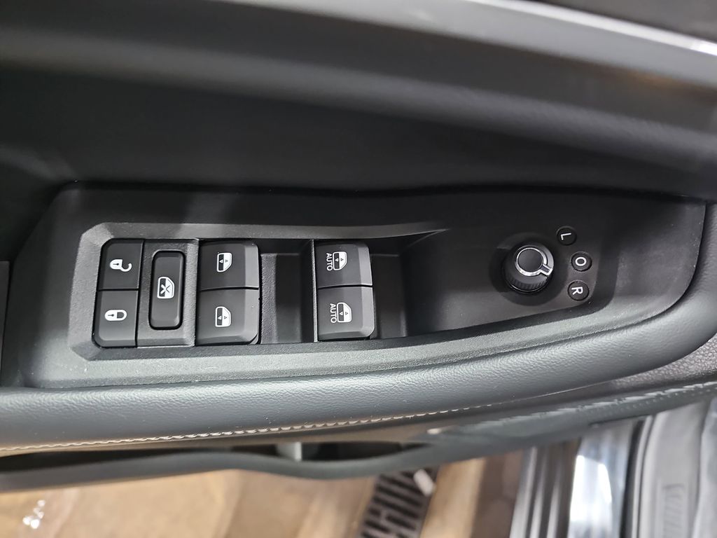 2023 JEEP GRAND CHEROKEE L - Image 29