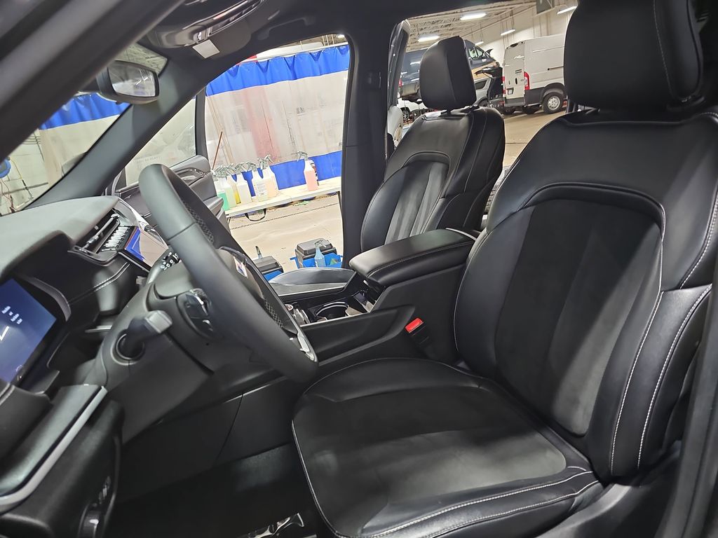 2023 JEEP GRAND CHEROKEE L - Image 17