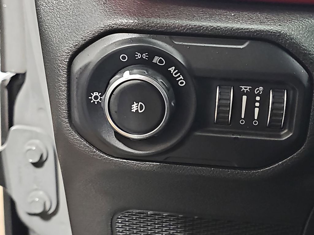 2021 JEEP WRANGLER - Image 26