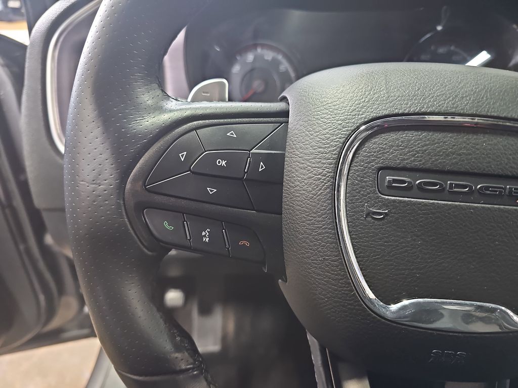 2017 DODGE CHARGER - Image 16