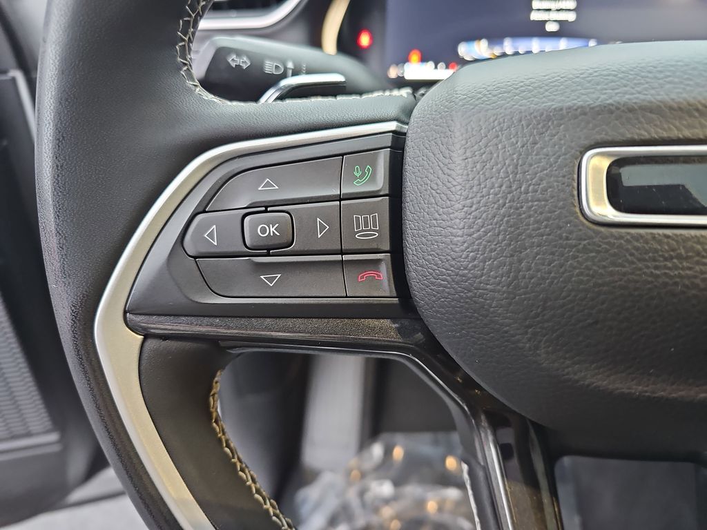 2023 JEEP GRAND CHEROKEE L - Image 19