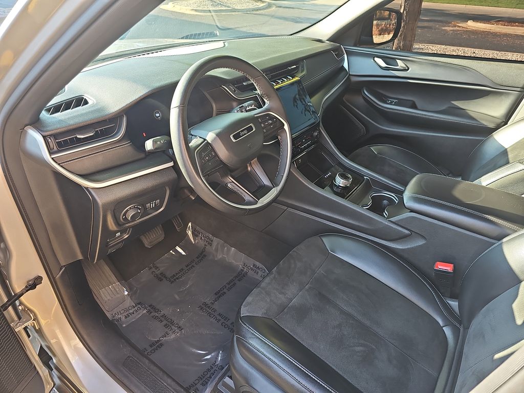 2023 JEEP GRAND CHEROKEE L - Image 19