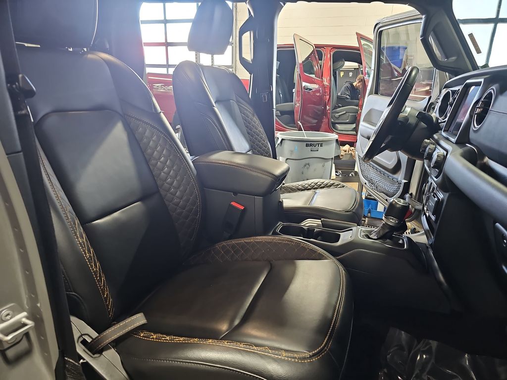 2022 JEEP GLADIATOR - Image 10