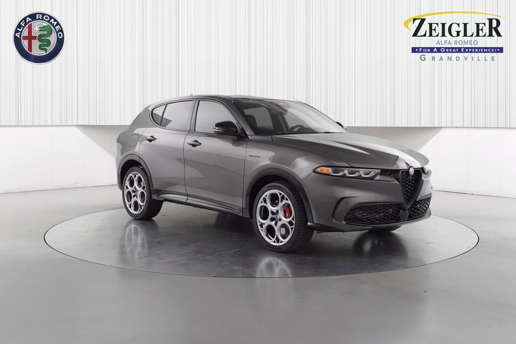 New 2025 Alfa Romeo Tonale Base SUV