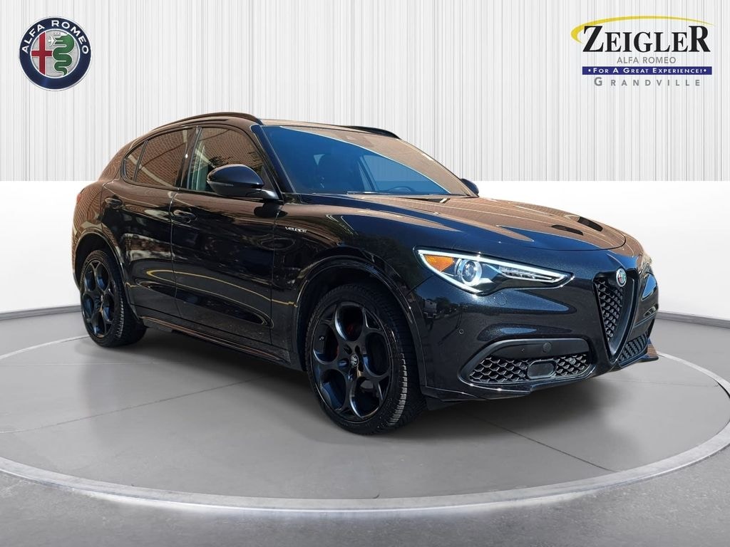 Used 2023 Alfa Romeo Stelvio Veloce SUV