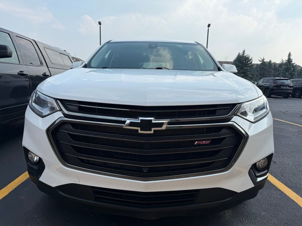2020 Chevrolet Traverse RS photo 2