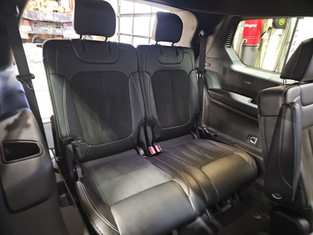 2023 JEEP GRAND CHEROKEE L - Image 12