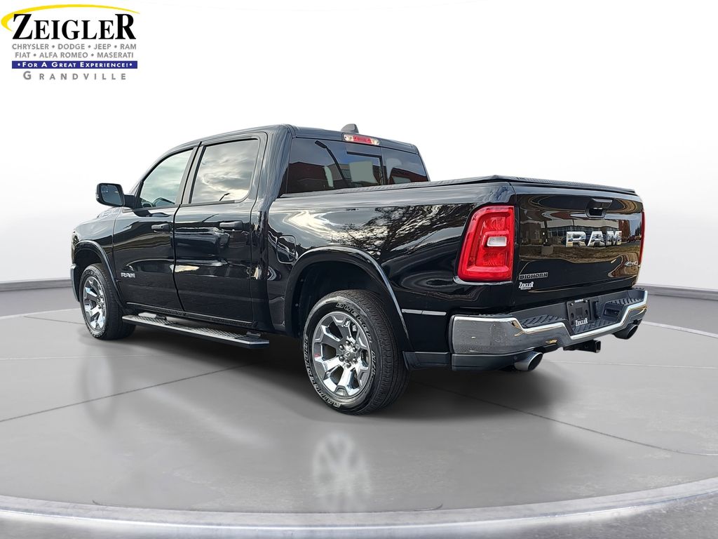 2025 RAM 1500 - Image 7