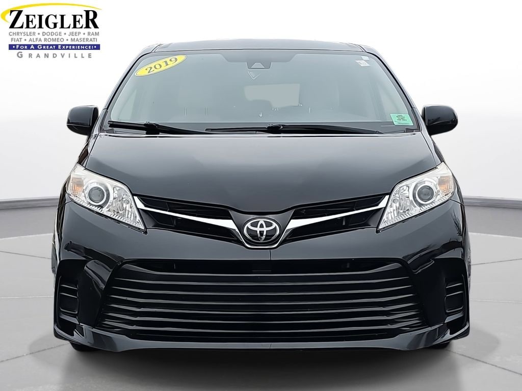 Used 2019 Toyota Sienna LE Van