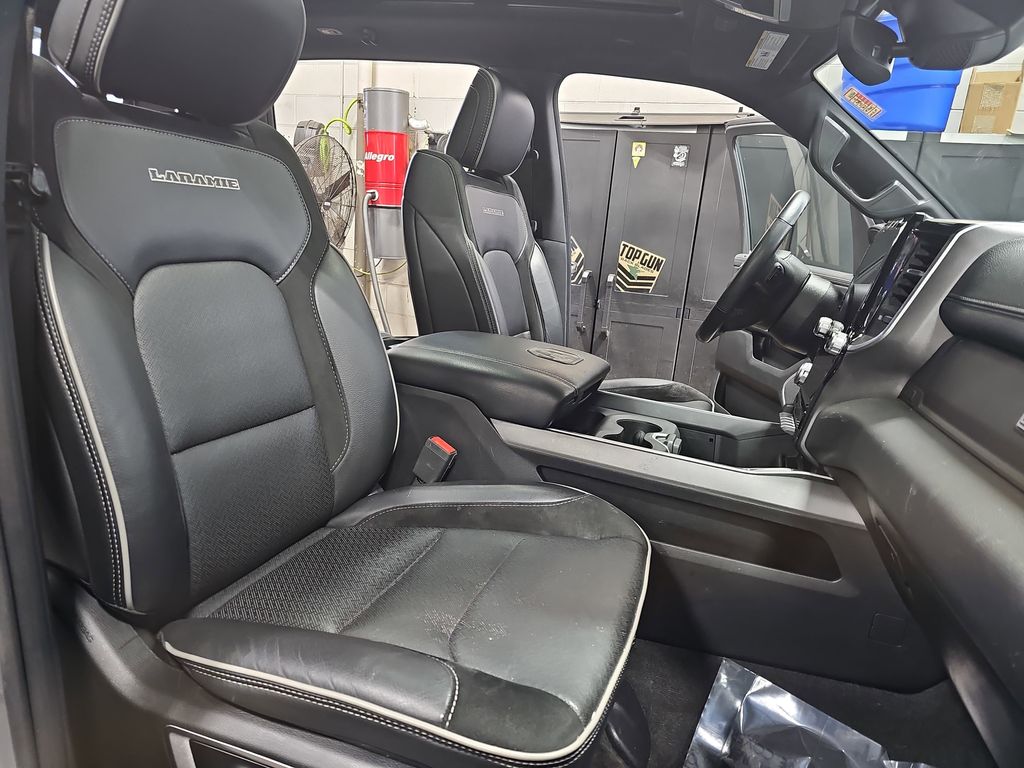 2021 RAM 1500 - Image 10