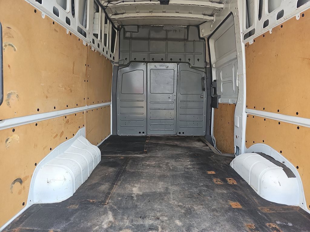 2020 NISSAN NV - Image 12