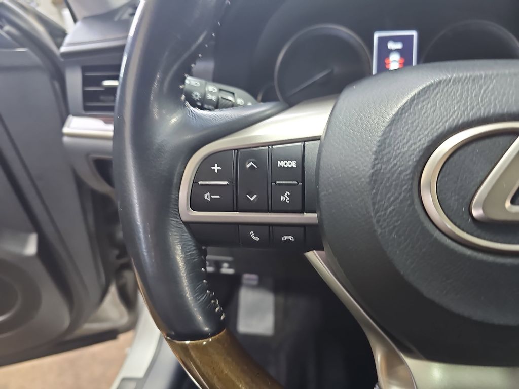 2016 LEXUS ES - Image 15