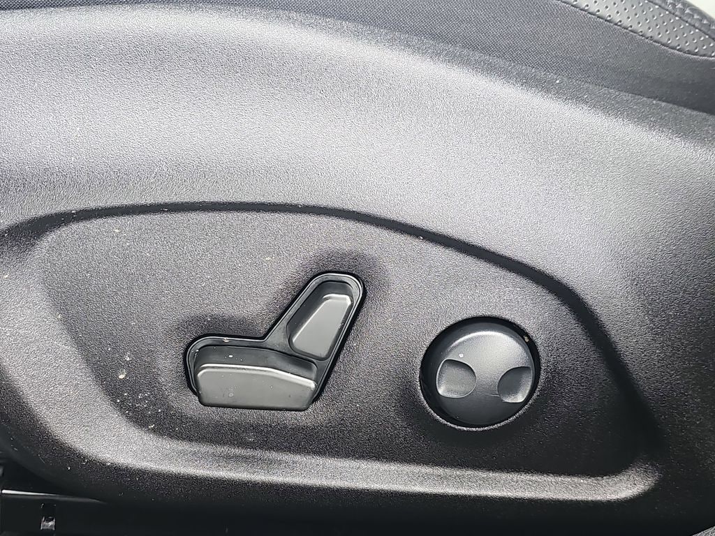 2023 JEEP RENEGADE - Image 26