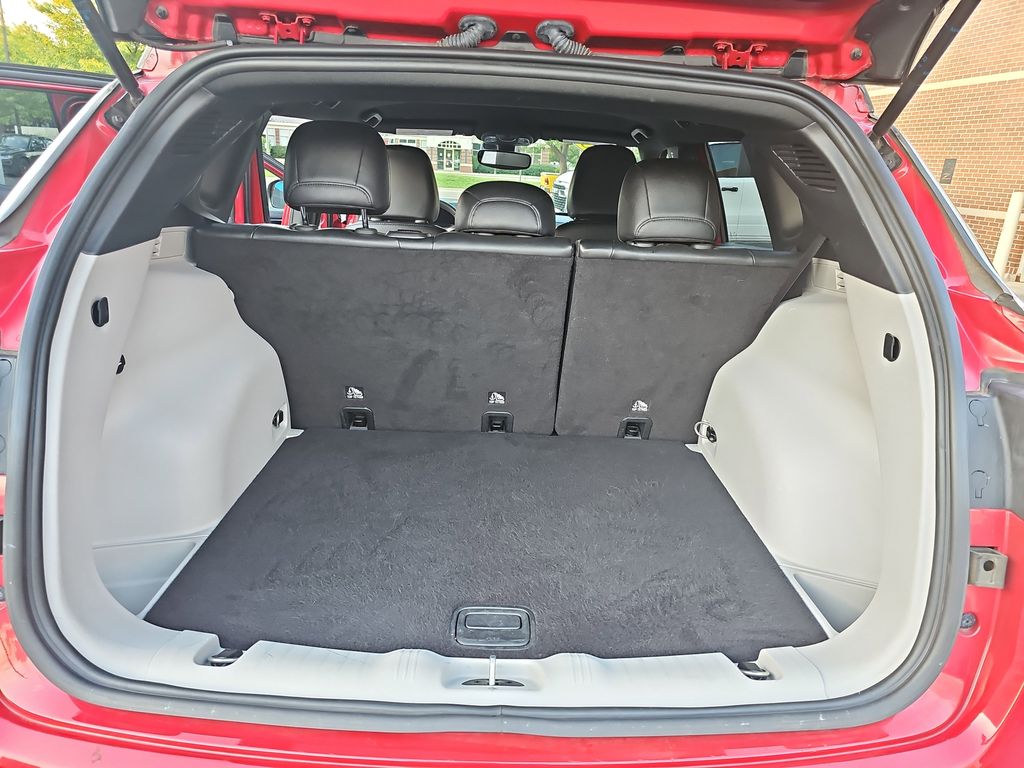 2023 JEEP COMPASS - Image 12