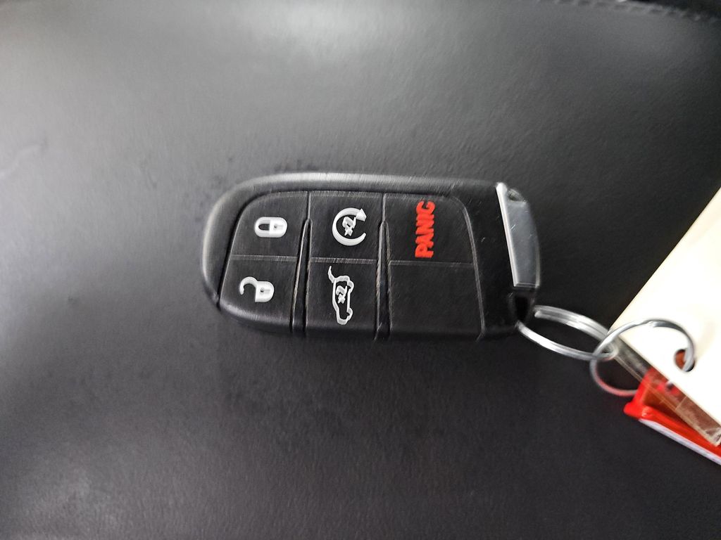 2021 JEEP GRAND CHEROKEE - Image 34