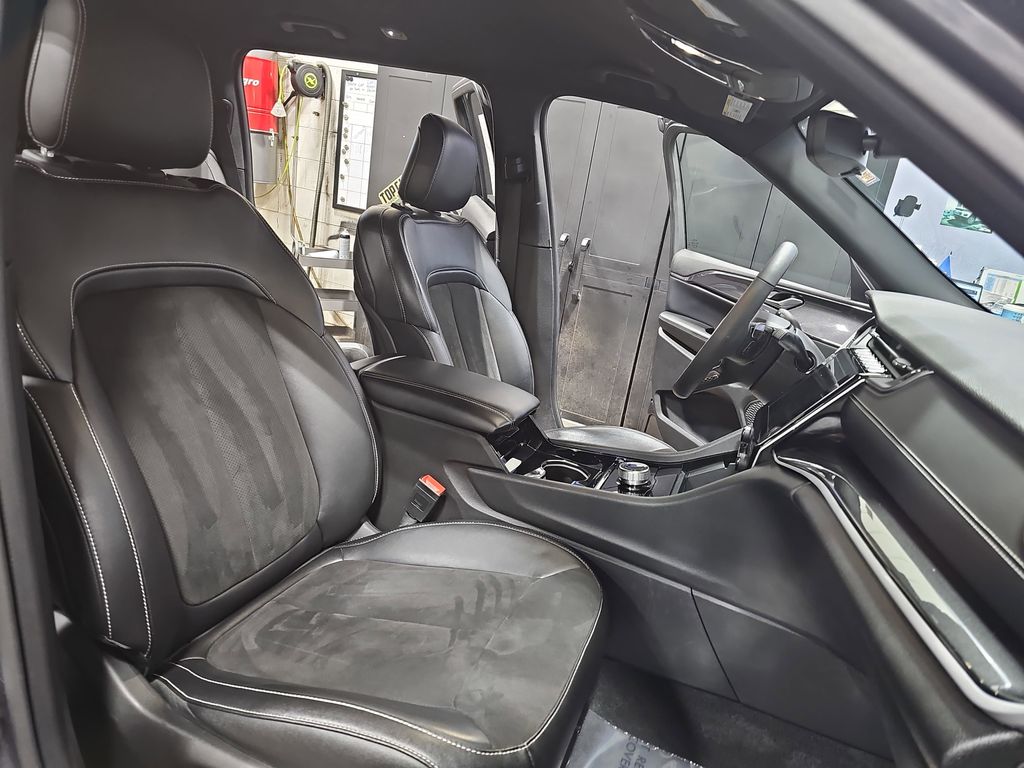 2023 JEEP GRAND CHEROKEE L - Image 10