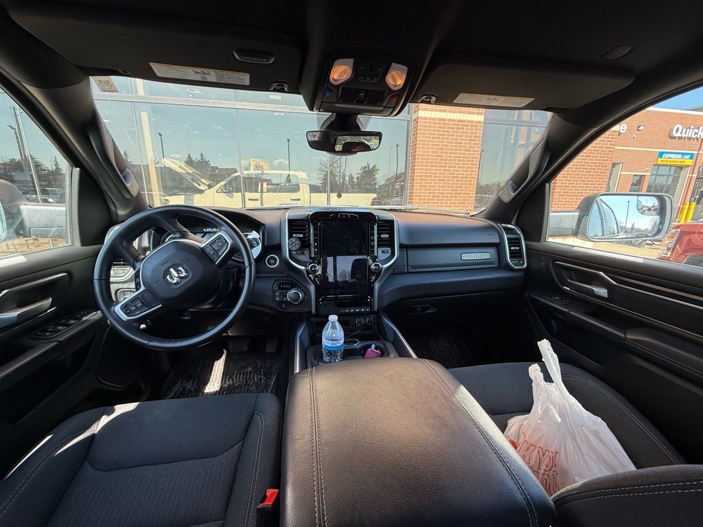 2024 RAM 1500 - Image 7