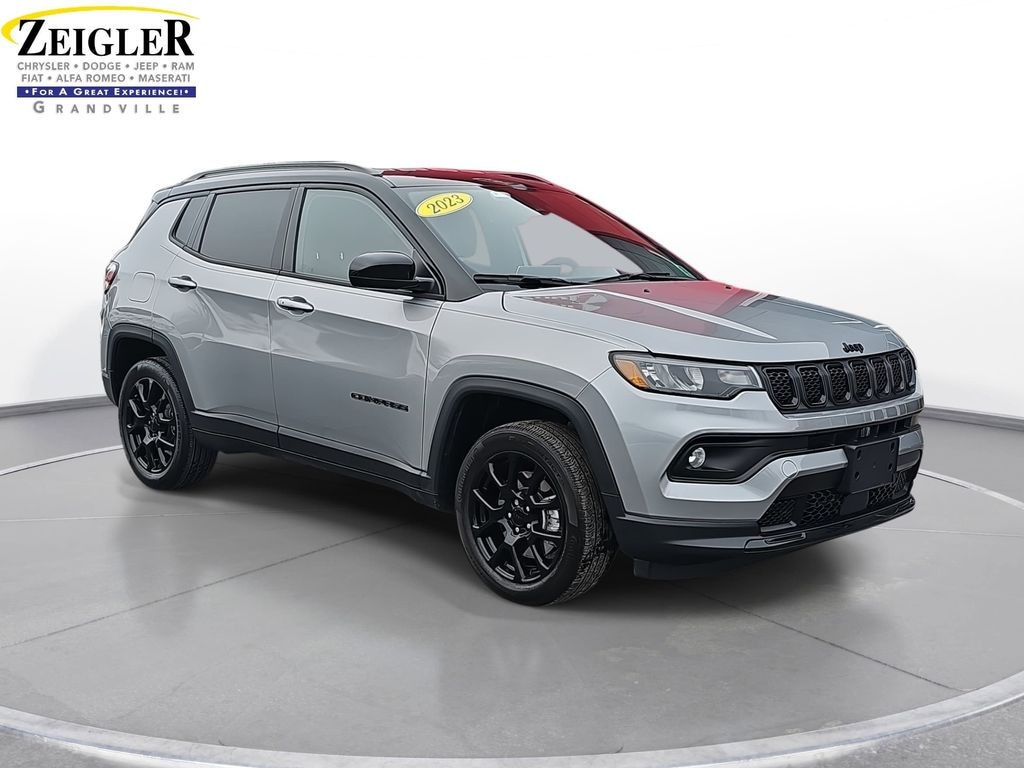 Used 2023 Jeep Compass Altitude SUV