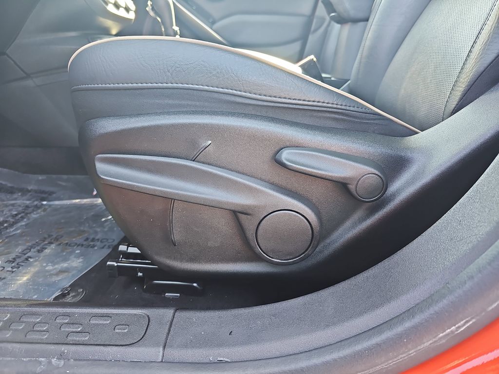 2020 FIAT 500X - Image 27