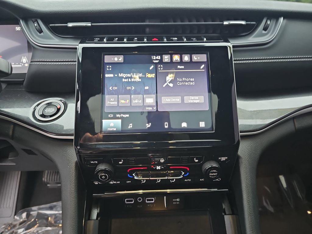 2023 JEEP GRAND CHEROKEE L - Image 22