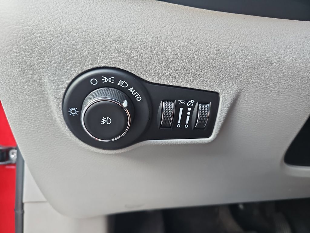 2023 JEEP COMPASS - Image 24