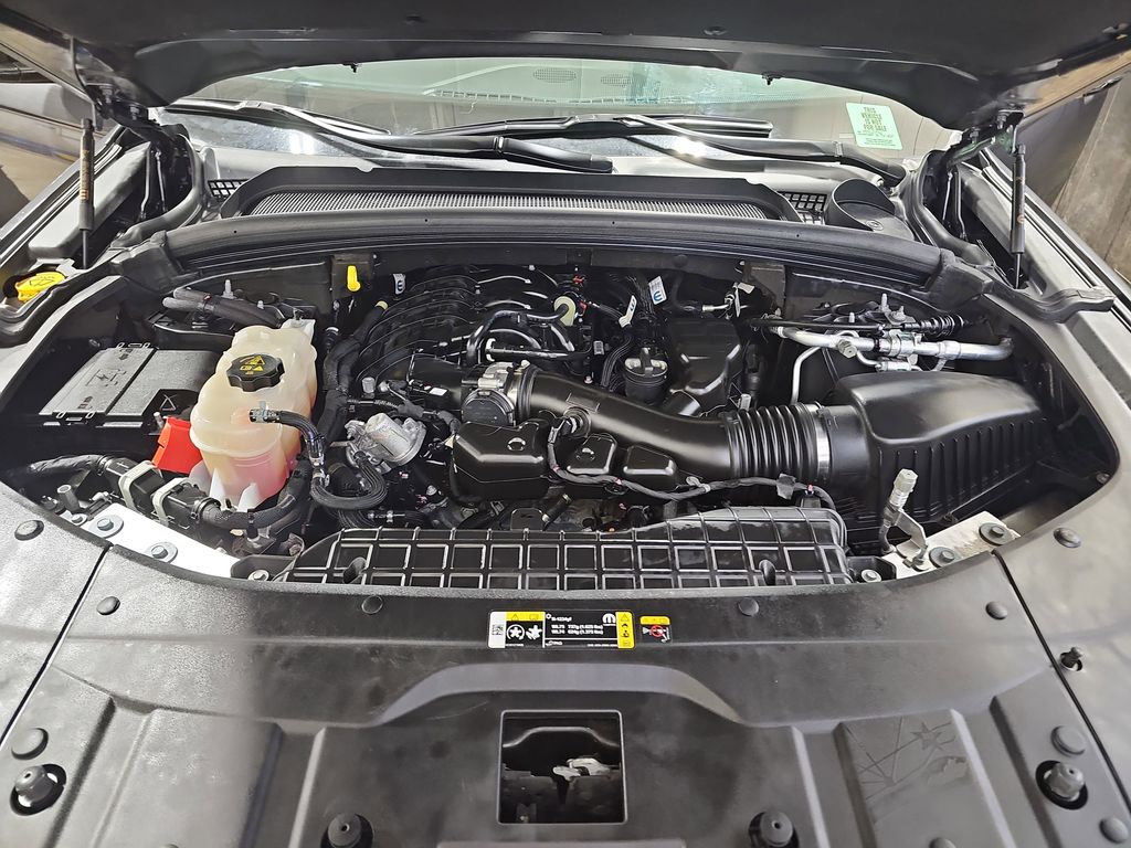 2023 JEEP GRAND CHEROKEE L - Image 31