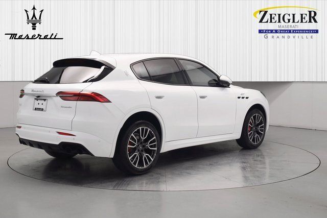 2023 Maserati Grecale GT photo 3