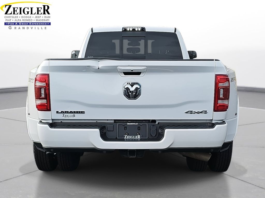 2021 RAM 3500 - Image 6