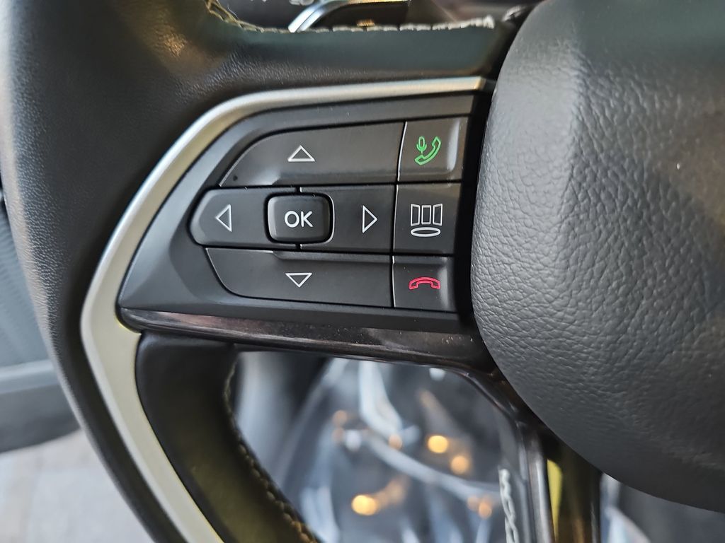 2022 JEEP GRAND CHEROKEE - Image 17