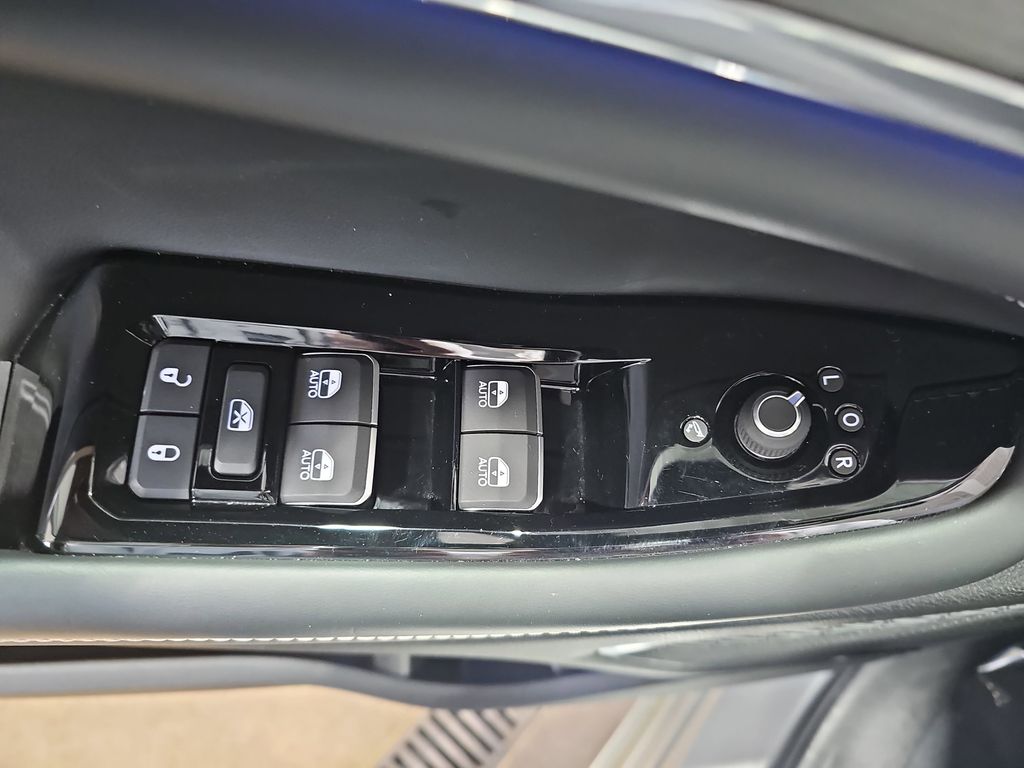 2024 JEEP GRAND CHEROKEE L - Image 29