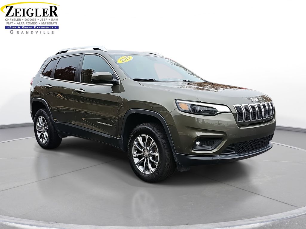 2019 Jeep Cherokee Latitude photo 3