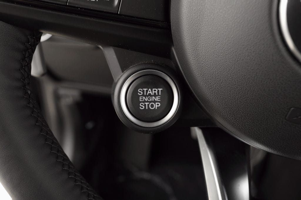 2025 Alfa Romeo Giulia Base - Photo 11