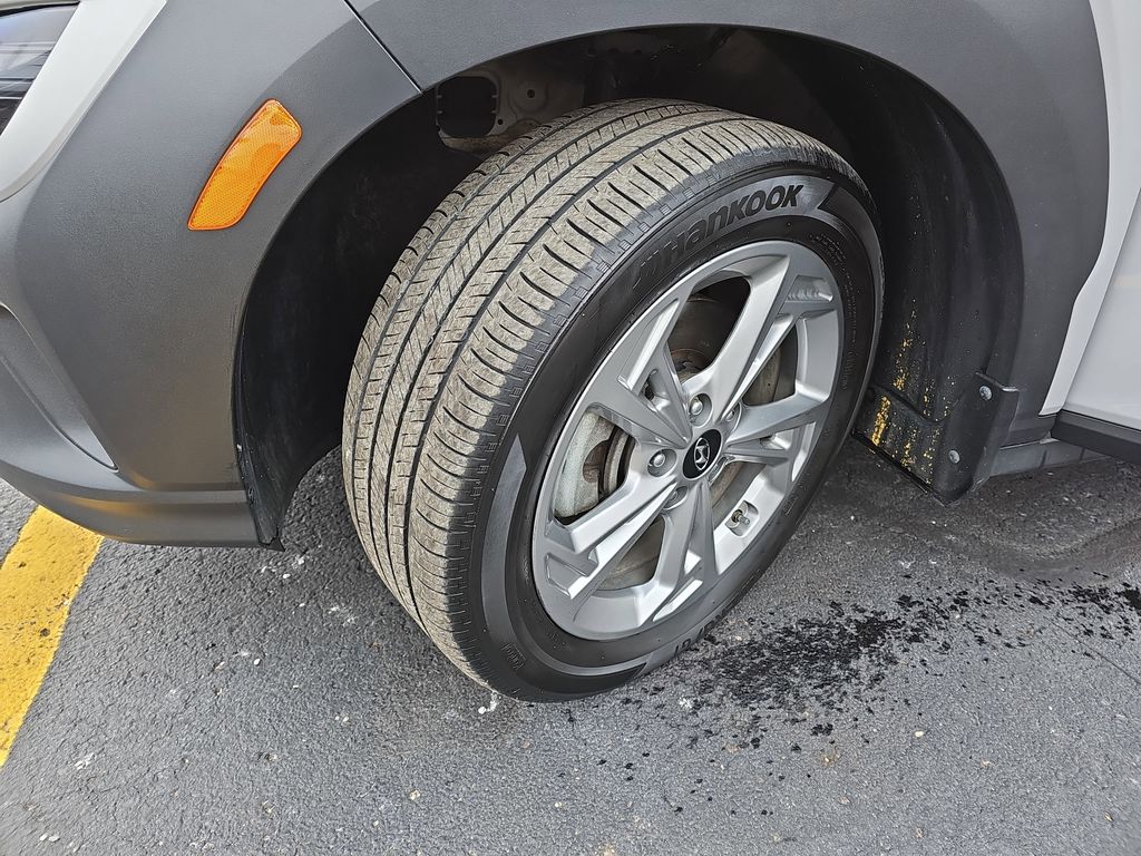 2023 HYUNDAI KONA - Image 29