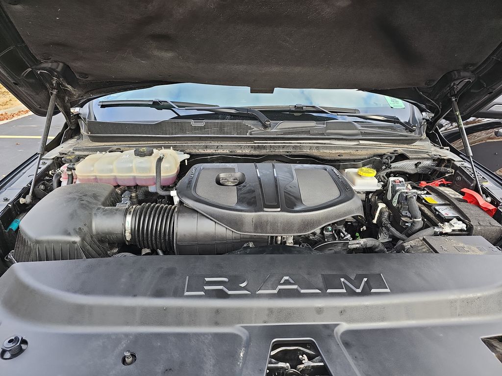 2025 RAM 1500 - Image 27