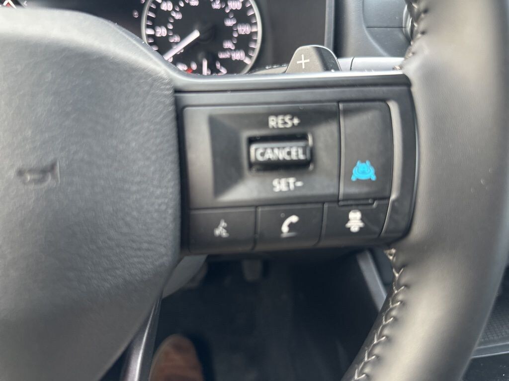 Used 2025 Nissan Rogue SV SUV