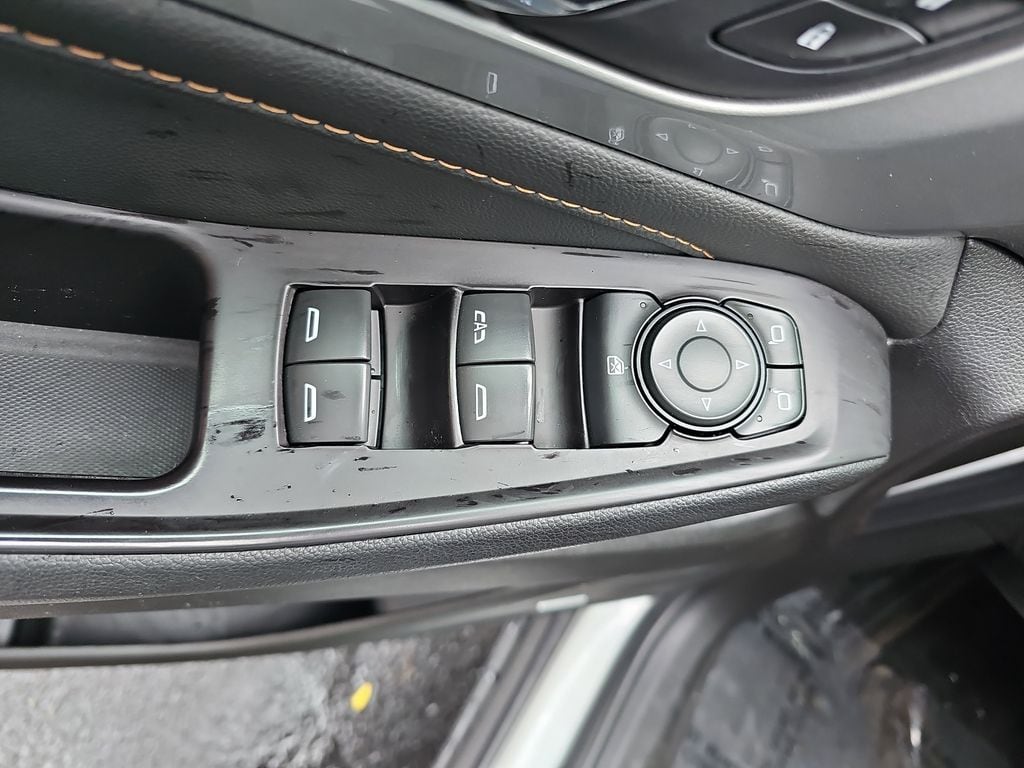 2020 CHEVROLET TRAVERSE - Image 27