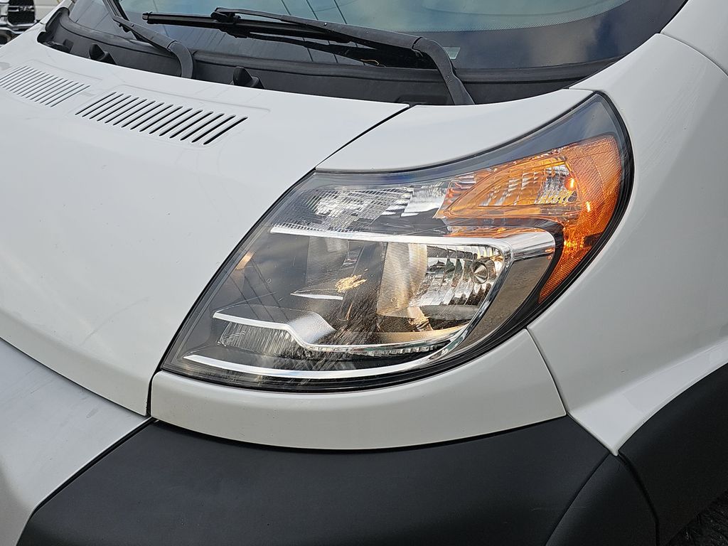 2021 RAM PROMASTER 2500 - Image 28