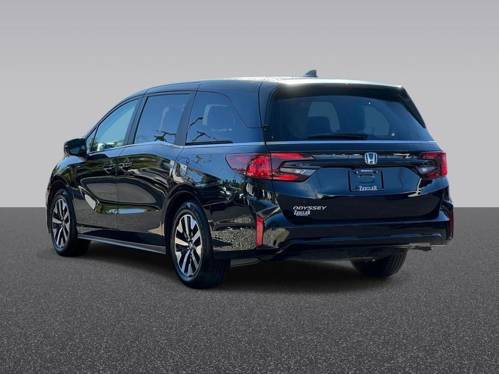 Used 2025 Honda Odyssey EX-L Van