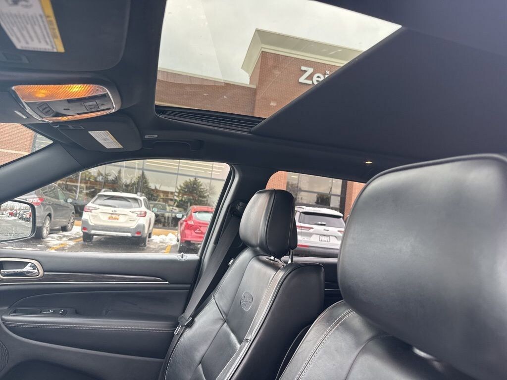 Used 2017 Jeep Grand Cherokee Overland SUV