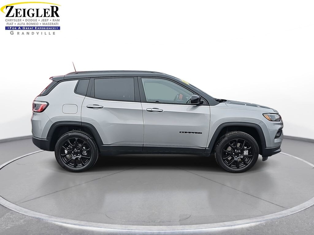 Used 2023 Jeep Compass Altitude SUV