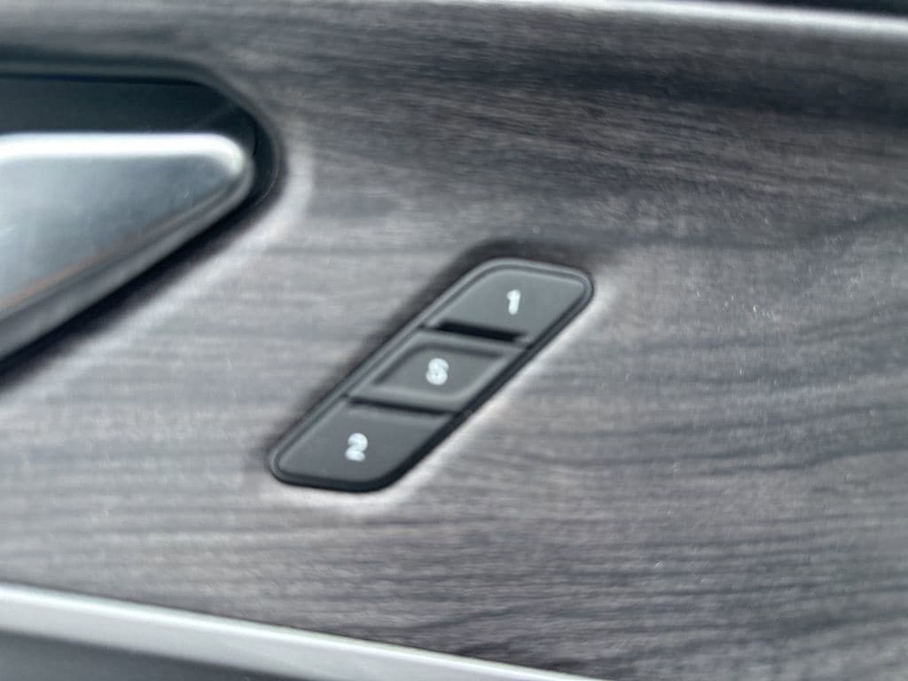 2023 JEEP GRAND CHEROKEE - Image 8