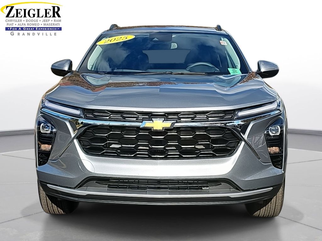 2025 CHEVROLET TRAX - Image 2