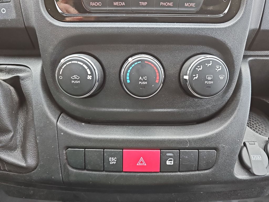 2021 RAM PROMASTER 2500 - Image 19