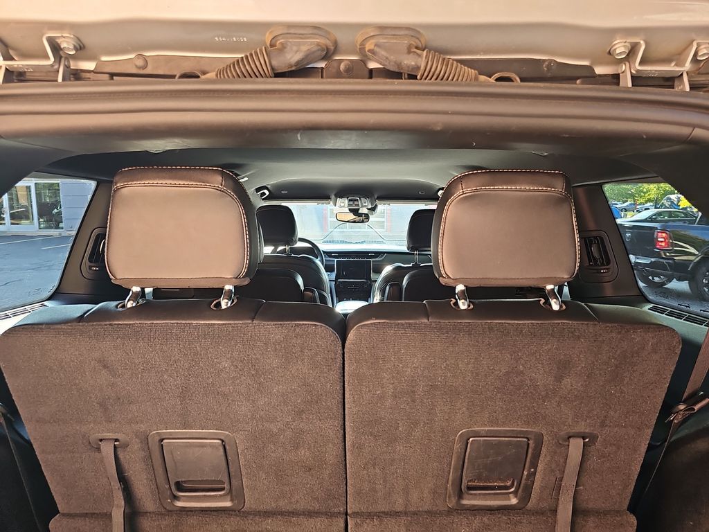 2023 JEEP GRAND CHEROKEE L - Image 15