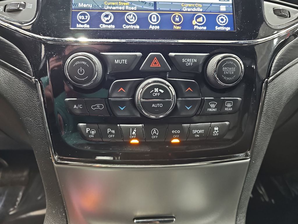 2021 JEEP GRAND CHEROKEE - Image 21