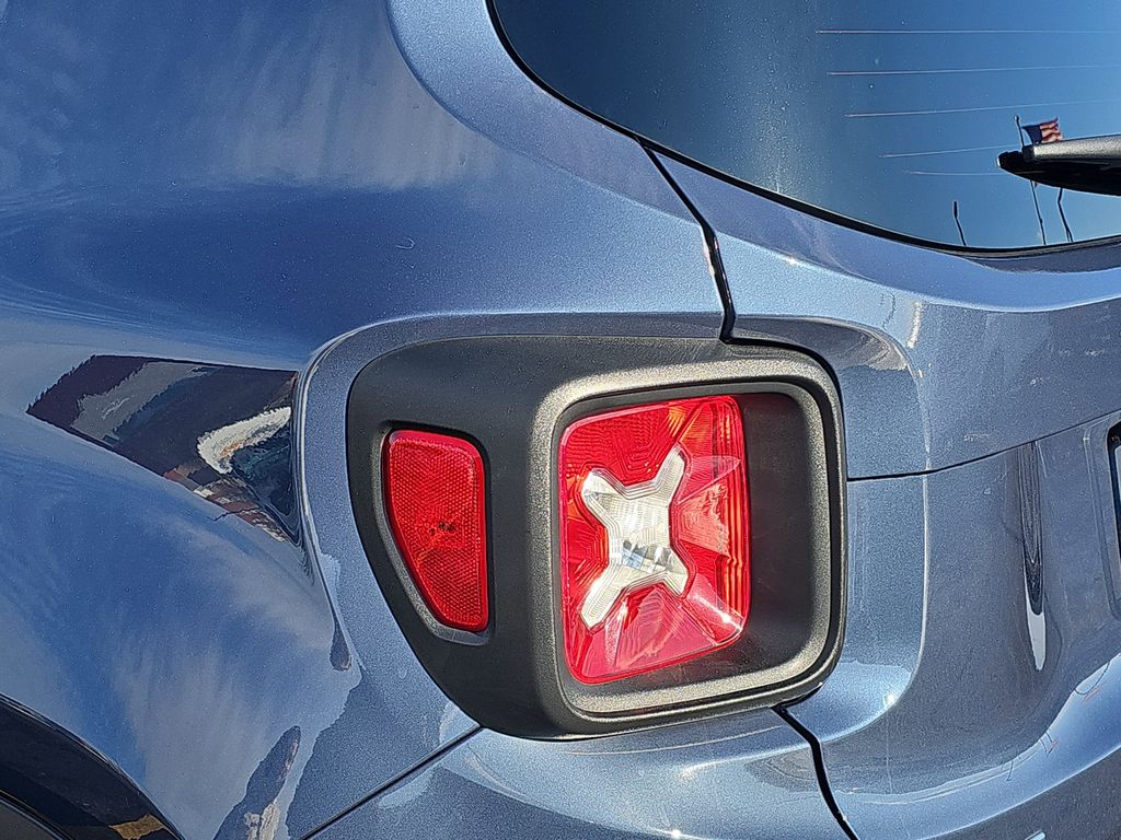 2022 JEEP RENEGADE - Image 33