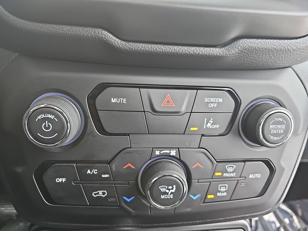 2023 JEEP RENEGADE - Image 19